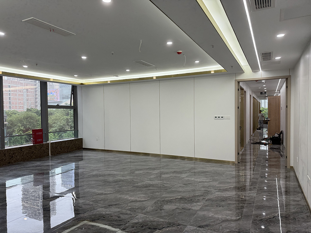 成都錦江區(qū)環(huán)球都匯廣場辦公室裝修